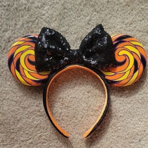 Disney Black and Orange Sequin Bow Headband